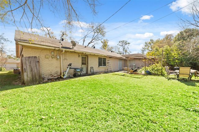 1535 Maux Drive, Houston, TX 77043