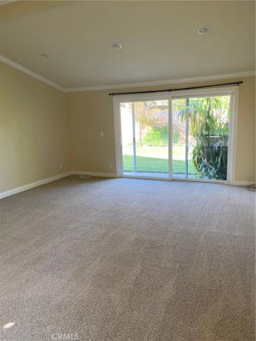 3352 Rowena, Los Alamitos, CA 90720
