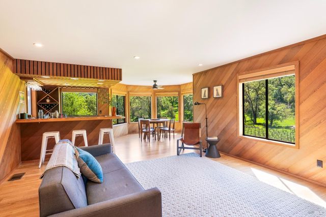 2200 McNab Ranch Rd, Ukiah, CA 95482