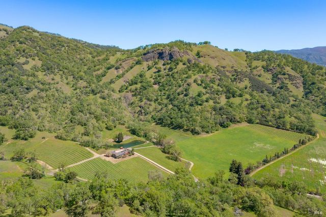 2200 McNab Ranch Rd, Ukiah, CA 95482