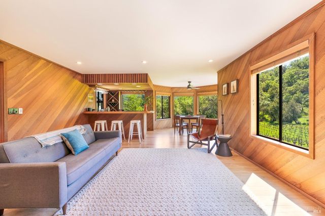 2200 McNab Ranch Rd, Ukiah, CA 95482