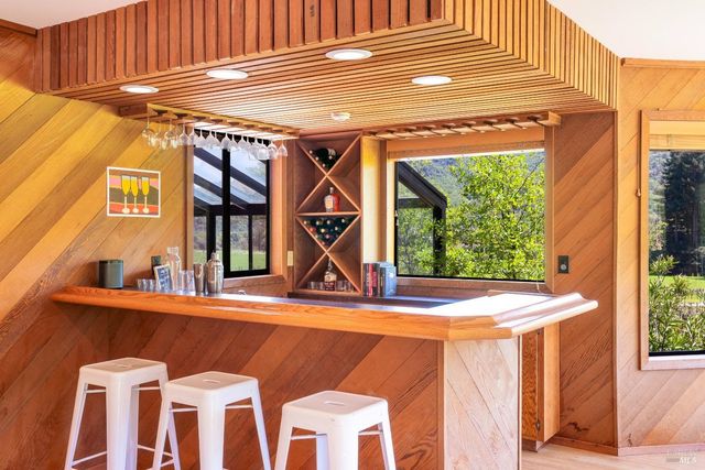 2200 McNab Ranch Rd, Ukiah, CA 95482