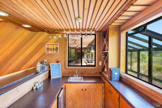 2200 McNab Ranch Rd, Ukiah, CA 95482