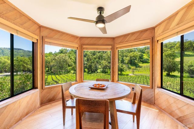 2200 McNab Ranch Rd, Ukiah, CA 95482