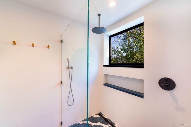 2200 McNab Ranch Rd, Ukiah, CA 95482