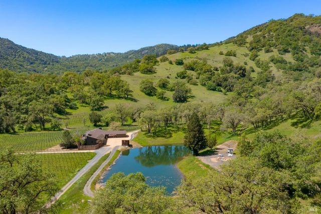 2200 McNab Ranch Rd, Ukiah, CA 95482