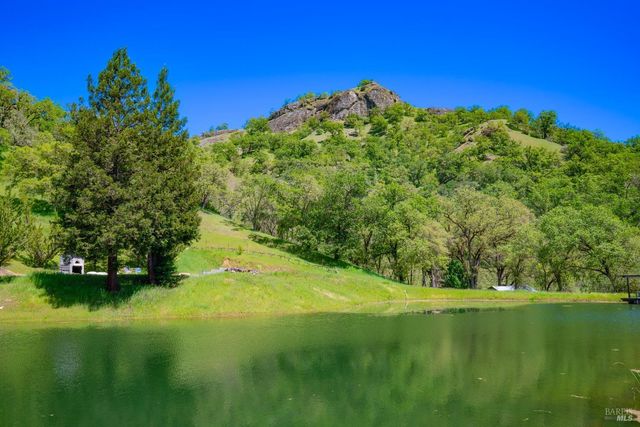 2200 McNab Ranch Rd, Ukiah, CA 95482