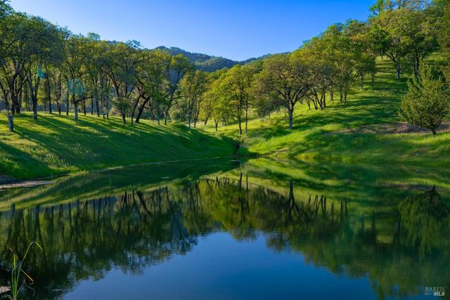 2200 McNab Ranch Rd, Ukiah, CA 95482