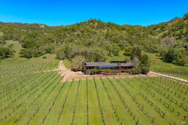 2200 McNab Ranch Rd, Ukiah, CA 95482