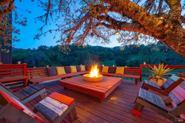 2200 McNab Ranch Rd, Ukiah, CA 95482