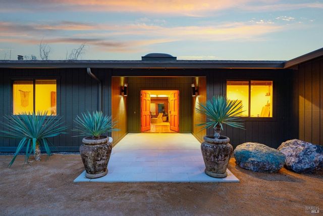 2200 McNab Ranch Rd, Ukiah, CA 95482