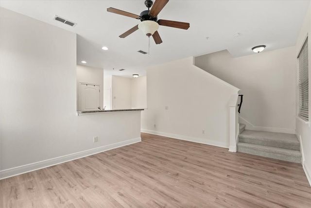 11 W HARDING STREET E, Orlando, FL 32806