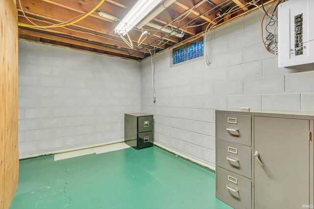 1 Walker Court, Lafayette, IN 47909