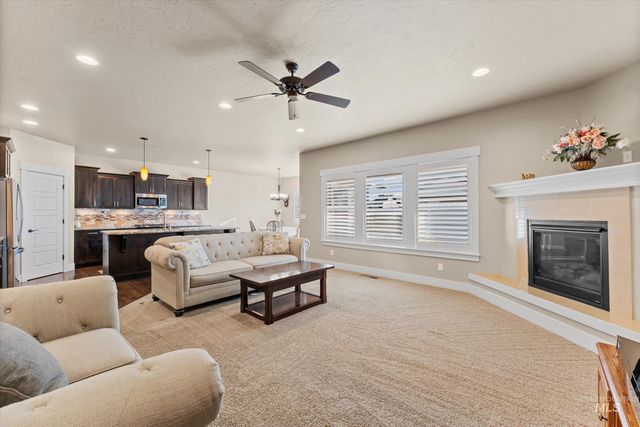 10409 Boulder Peak St, Nampa, ID 83687