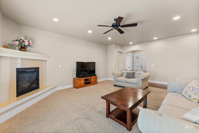 10409 Boulder Peak St, Nampa, ID 83687