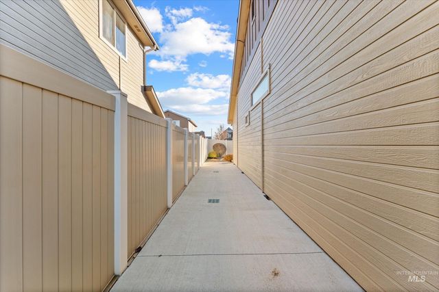 10409 Boulder Peak St, Nampa, ID 83687