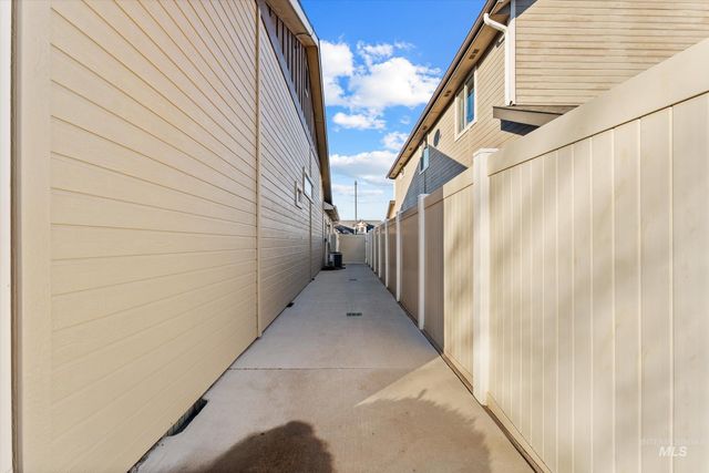 10409 Boulder Peak St, Nampa, ID 83687