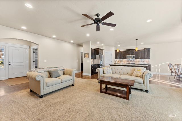 10409 Boulder Peak St, Nampa, ID 83687