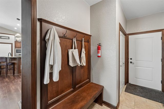 2743 NW 167th Court, Clive, IA 50325