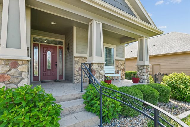 2743 NW 167th Court, Clive, IA 50325