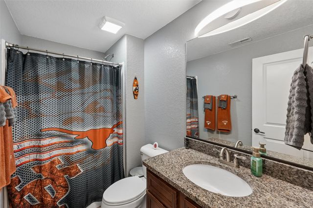 2743 NW 167th Court, Clive, IA 50325