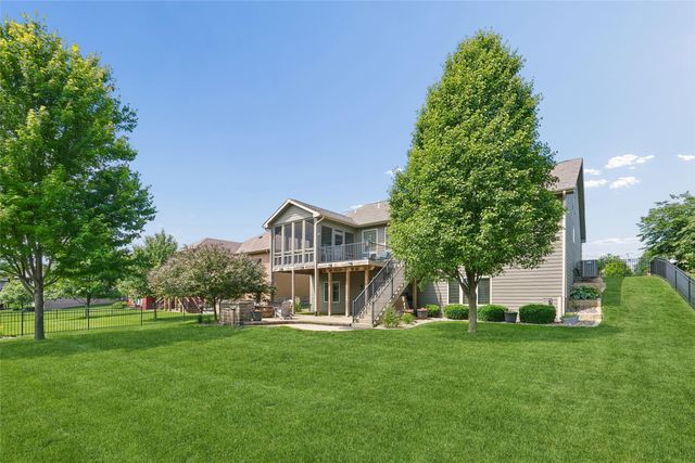 2743 NW 167th Court, Clive, IA 50325