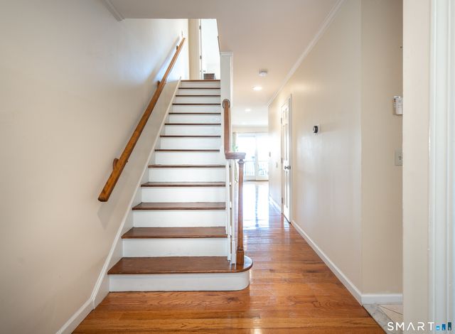 55 Mill Plain Road 17-6, Danbury, CT 06811