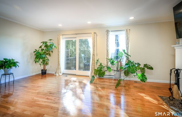 55 Mill Plain Road 17-6, Danbury, CT 06811