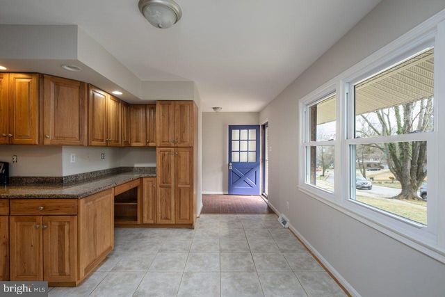 2004 BRIERHILL RD, Fort Washington, MD 20744