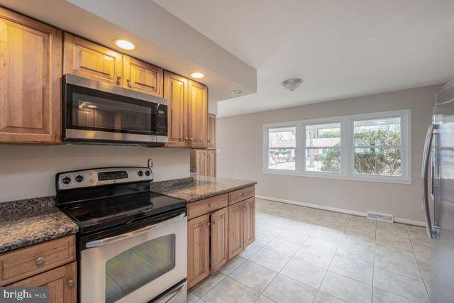 2004 BRIERHILL RD, Fort Washington, MD 20744