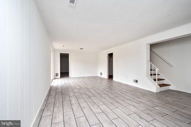 2004 BRIERHILL RD, Fort Washington, MD 20744