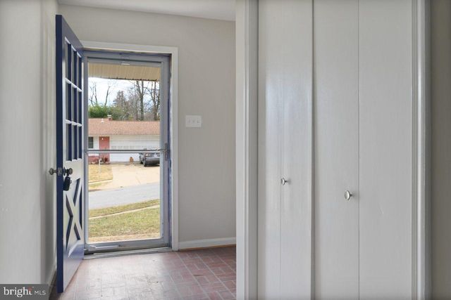 2004 BRIERHILL RD, Fort Washington, MD 20744