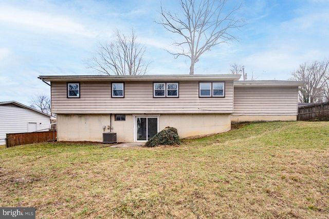 2004 BRIERHILL RD, Fort Washington, MD 20744