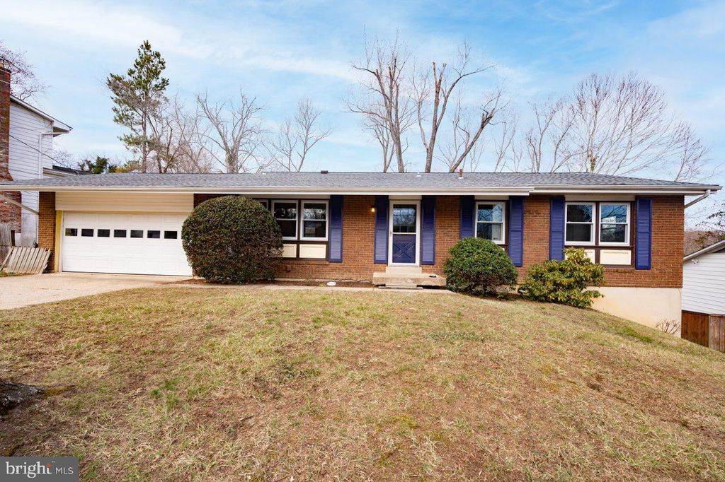 2004 BRIERHILL RD, Fort Washington, MD 20744