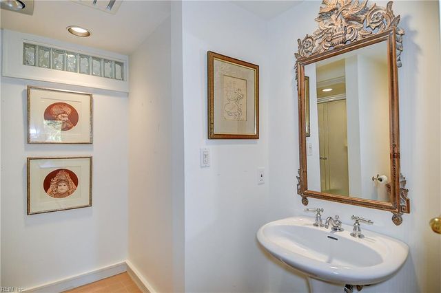 2030 Hunters TRL, Norfolk, VA 23518