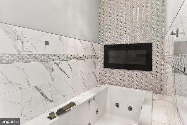 12906 COLBY DR, Woodbridge, VA 22192