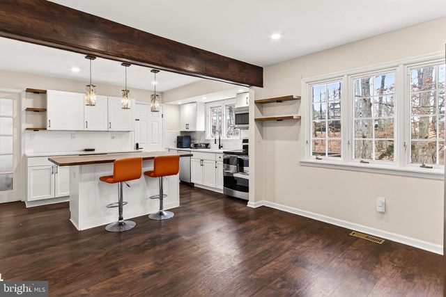 12906 COLBY DR, Woodbridge, VA 22192