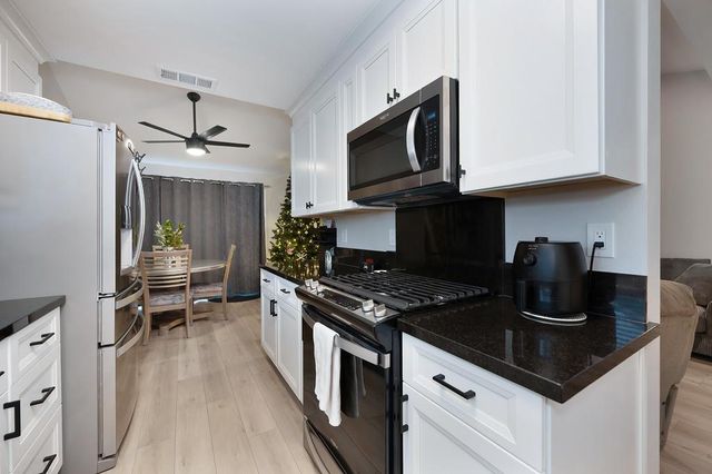 6443 Villa Dr, Sacramento, CA 95842