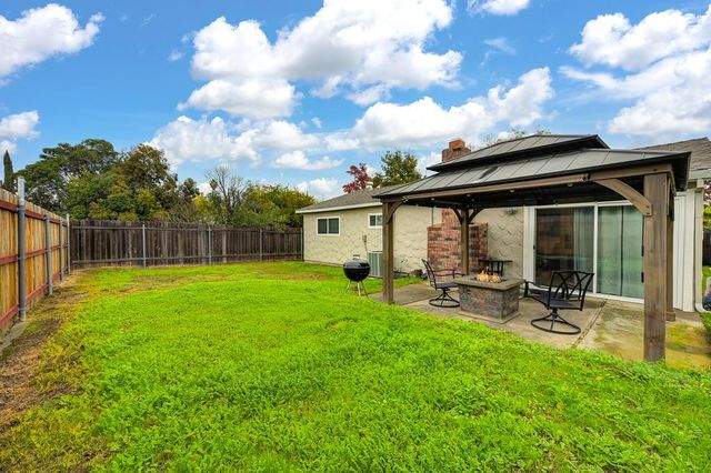 6443 Villa Dr, Sacramento, CA 95842