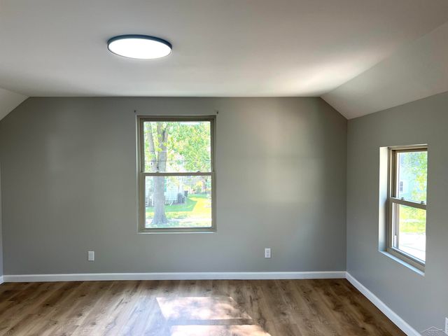 1614 Barnard Street, Saginaw, MI 48602