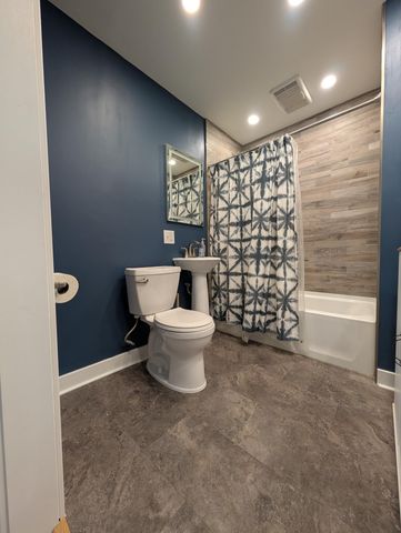 1738 Rhoda Avenue, Columbus, OH 43212