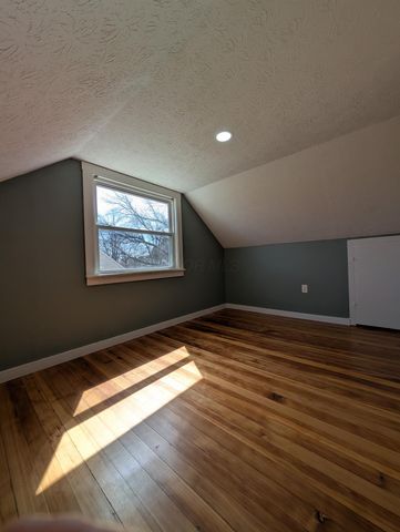 1738 Rhoda Avenue, Columbus, OH 43212