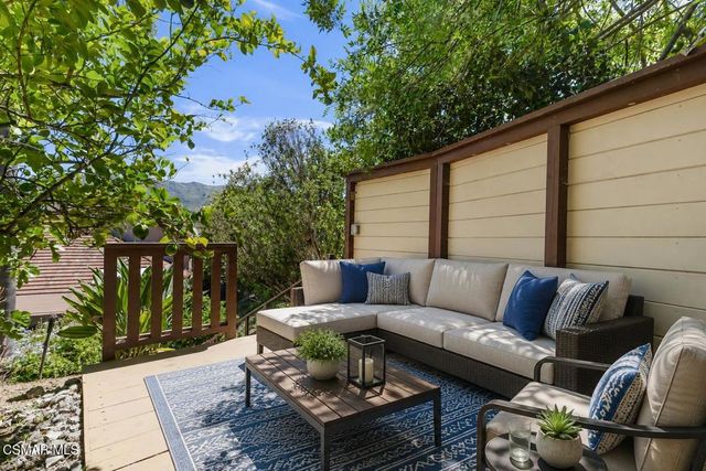 30049 Trail Creek Drive, Agoura Hills, CA 91301