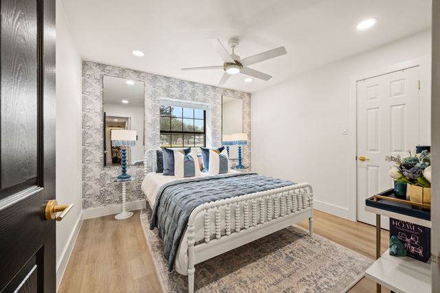 2403 N Carroll Avenue, Southlake, TX 76092