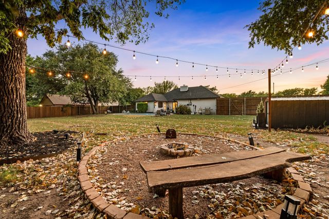 2403 N Carroll Avenue, Southlake, TX 76092