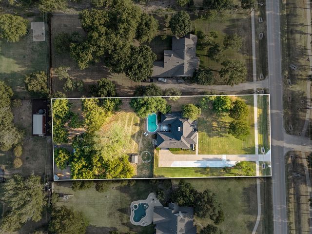 2403 N Carroll Avenue, Southlake, TX 76092