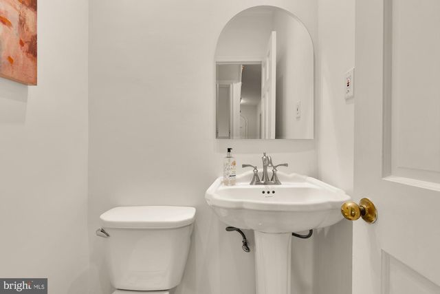 7918 13TH ST NW, Washington, DC 20012
