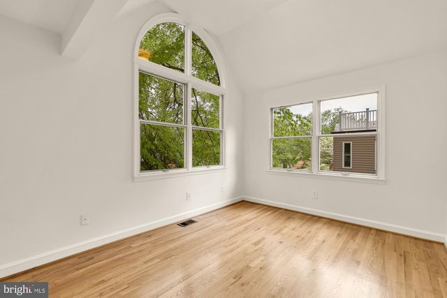 7918 13TH ST NW, Washington, DC 20012