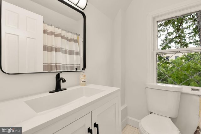 7918 13TH ST NW, Washington, DC 20012