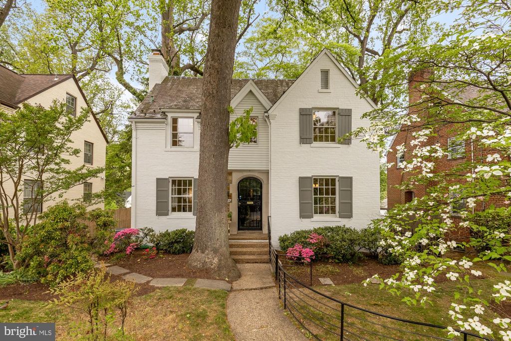 7918 13TH ST NW, Washington, DC 20012